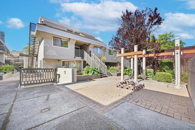 4151 El Camino Way M, Palo Alto, CA 94306