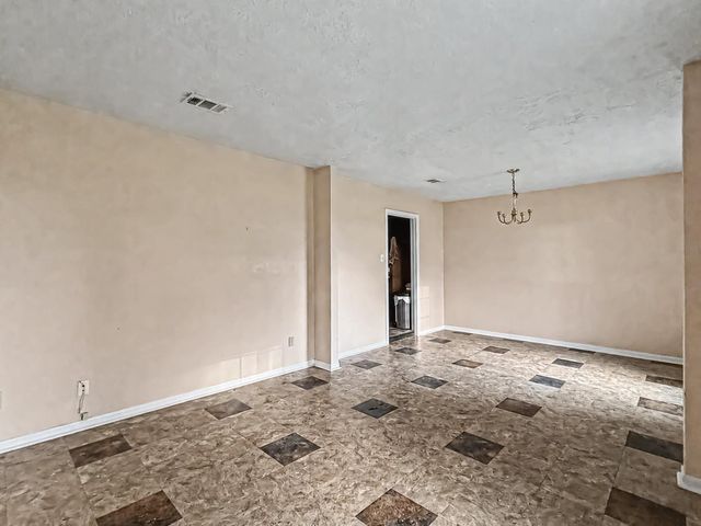 1576 County Road 614, Dayton, TX 77535
