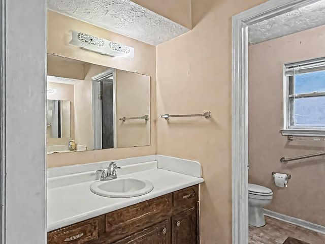 1576 County Road 614, Dayton, TX 77535