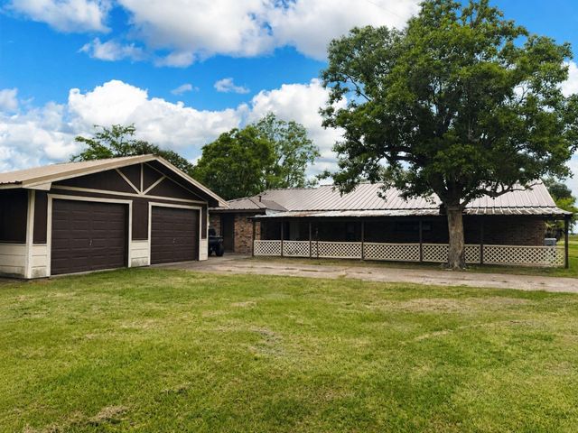 1576 County Road 614, Dayton, TX 77535