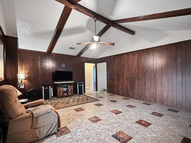 1576 County Road 614, Dayton, TX 77535