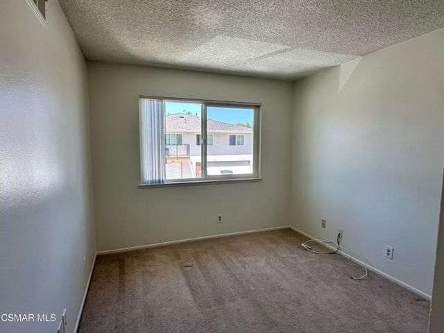 1669 Calle Zafiro, Newbury Park, CA 91320