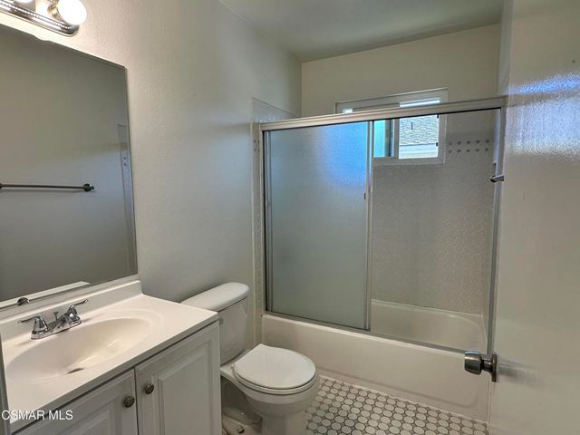 1669 Calle Zafiro, Newbury Park, CA 91320