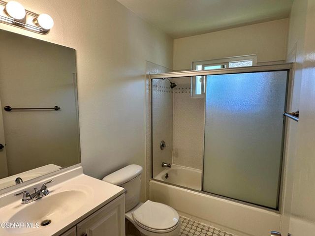 1669 Calle Zafiro, Newbury Park, CA 91320
