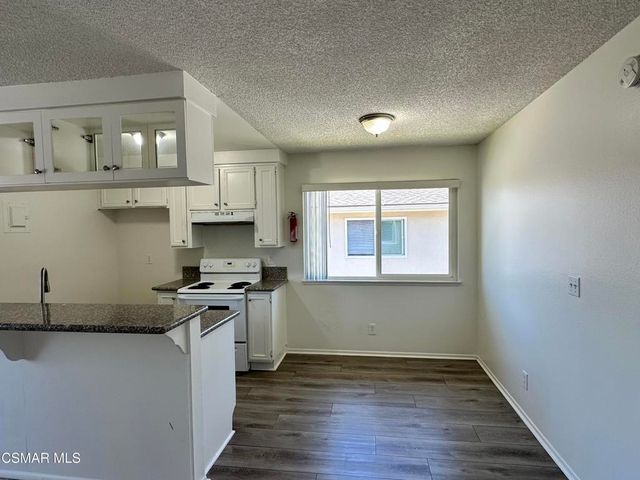 1669 Calle Zafiro, Newbury Park, CA 91320