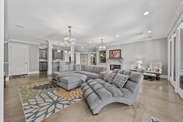 12955 Saint Andrew Dr, Athens, AL 35611