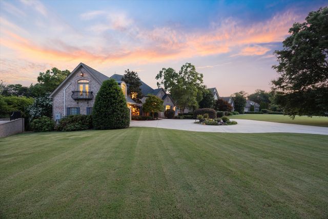 12955 Saint Andrew Dr, Athens, AL 35611