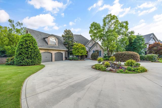 12955 Saint Andrew Dr, Athens, AL 35611