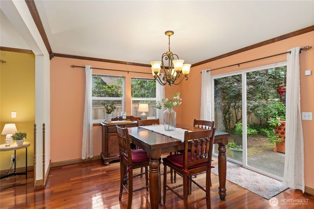731 E Lakeshore Drive, Allyn, WA 98524