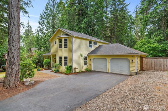 731 E Lakeshore Drive, Allyn, WA 98524