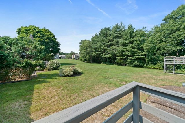 205 Comfort St 205, Bridgewater, MA 02324