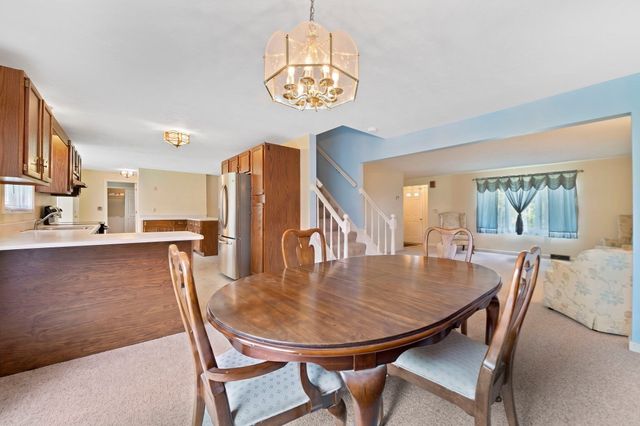 205 Comfort St 205, Bridgewater, MA 02324