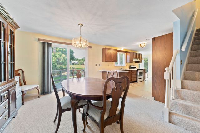 205 Comfort St 205, Bridgewater, MA 02324