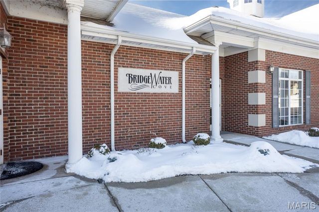 42 Kassebaum Lane 208, St Louis, MO 63129