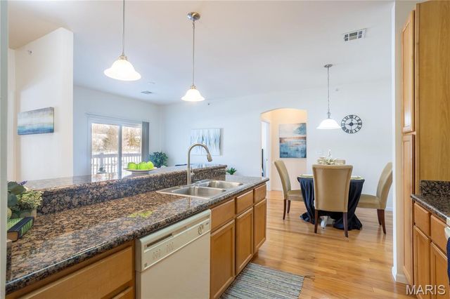 42 Kassebaum Lane 208, St Louis, MO 63129