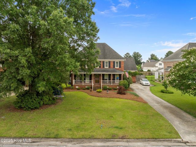 1702 Woodwind Drive, Greenville, NC 27858