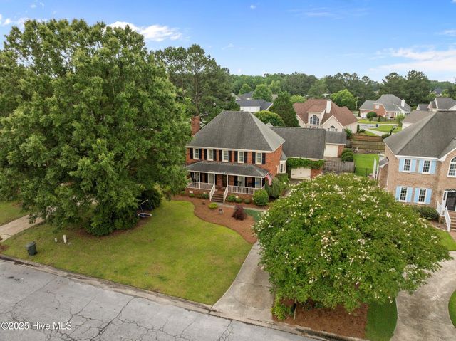 1702 Woodwind Drive, Greenville, NC 27858