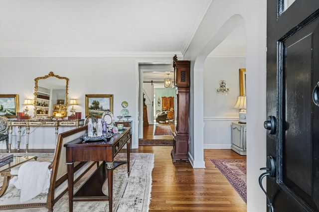 4009 WALNUT GROVE RD, Memphis, TN 38117