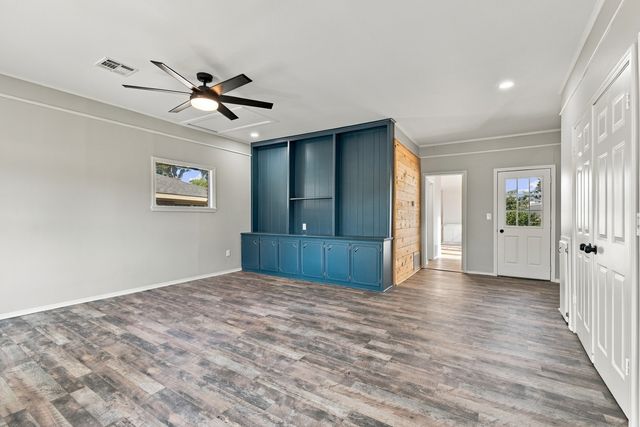 105 Saddle Rock Road, Sand Springs, OK 74063