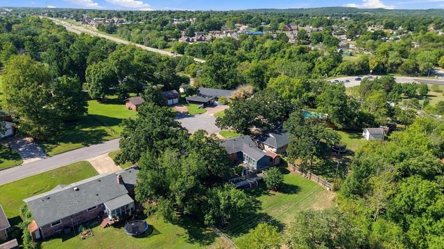 105 Saddle Rock Road, Sand Springs, OK 74063