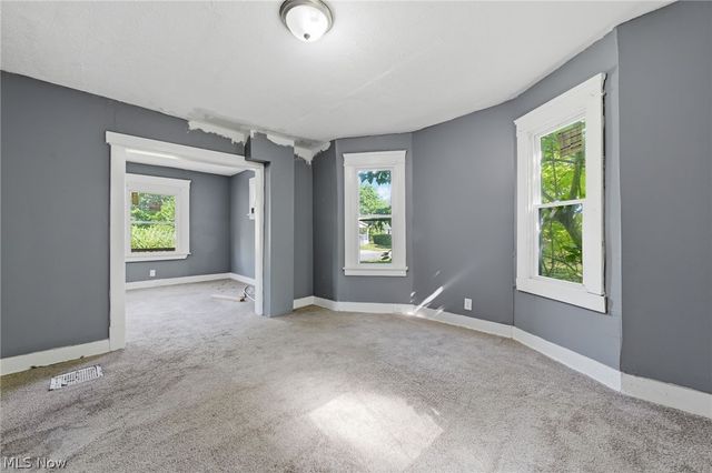 3337 E 143rd Street, Cleveland, OH 44120