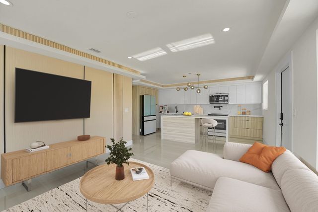 928 Market Street, West Palm Beach, FL 33401