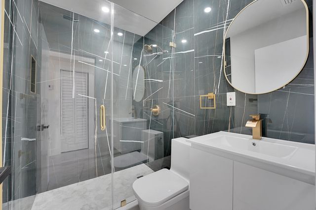 928 Market Street, West Palm Beach, FL 33401