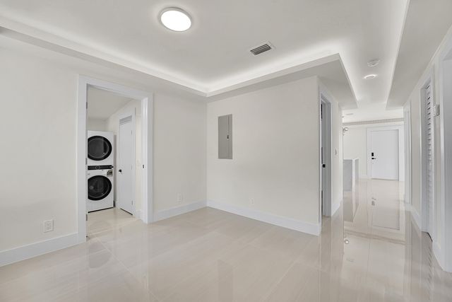 928 Market Street, West Palm Beach, FL 33401