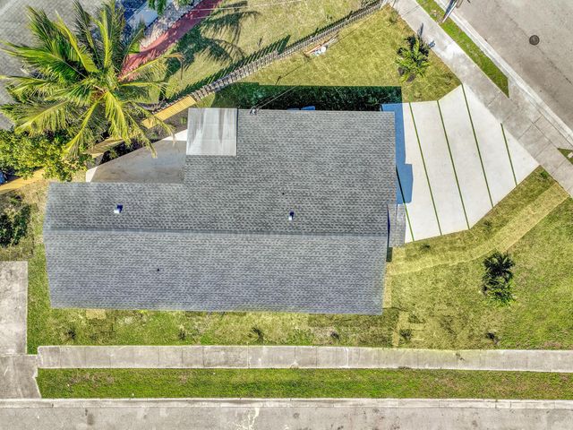 928 Market Street, West Palm Beach, FL 33401