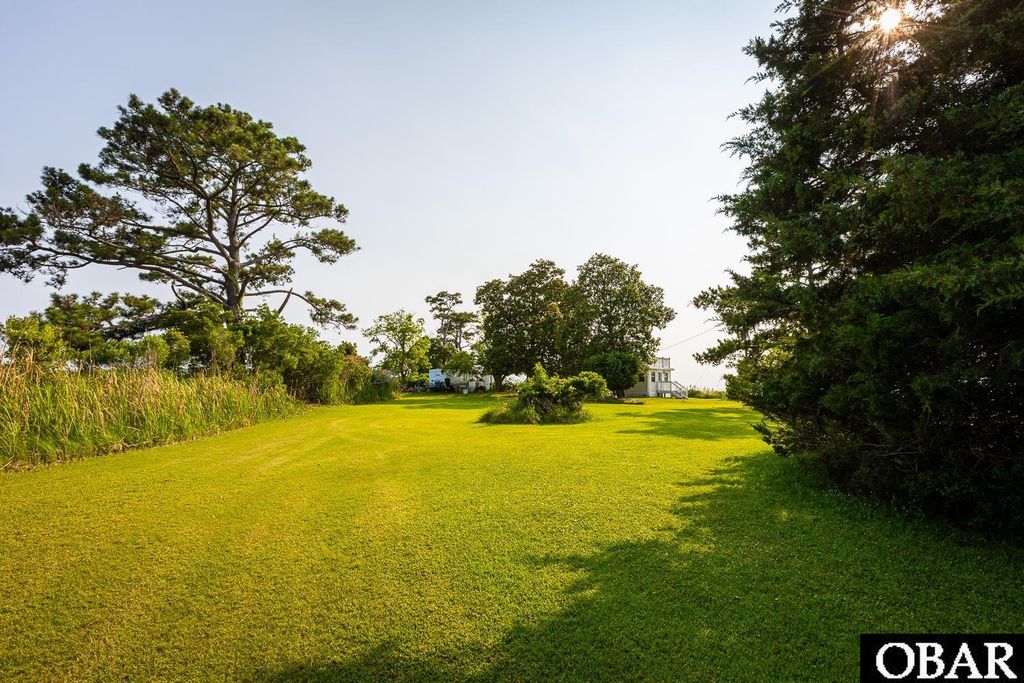 Image 5 of property listing at 1327 W Kitty Hawk Road, Kitty Hawk, NC 27949