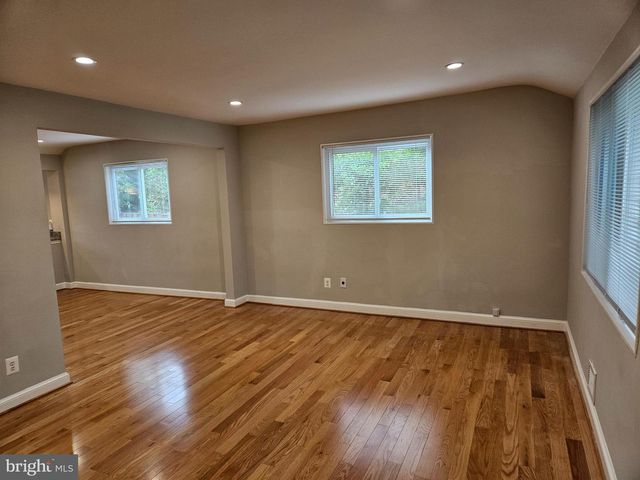 11102 BUCKNELL DR, Silver Spring, MD 20902