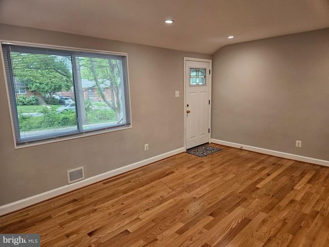 11102 BUCKNELL DR, Silver Spring, MD 20902