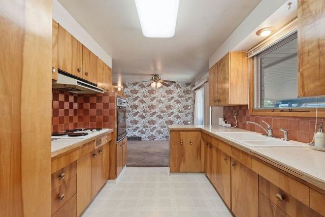 15820 E Longfellow Ave, Spokane Valley, WA 99216