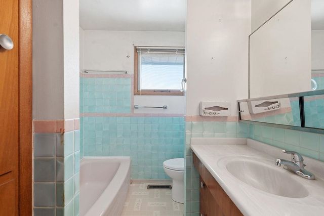 15820 E Longfellow Ave, Spokane Valley, WA 99216