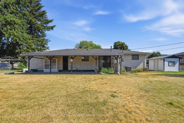 15820 E Longfellow Ave, Spokane Valley, WA 99216