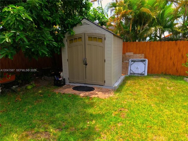 17700 SW 145th Ave, Miami, FL 33177