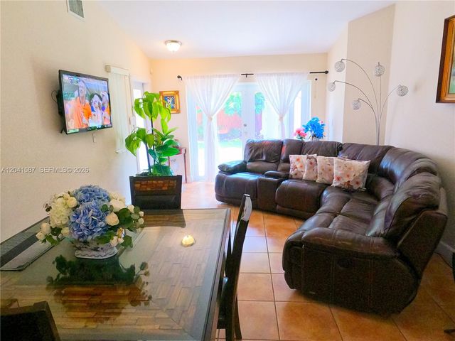 17700 SW 145th Ave, Miami, FL 33177