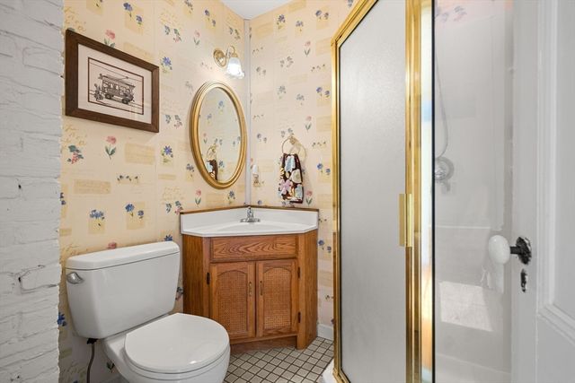 48 Carter St, Newburyport, MA 01950