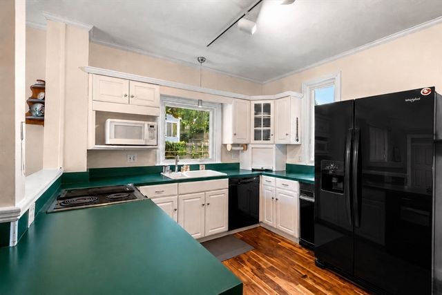 48 Carter St, Newburyport, MA 01950