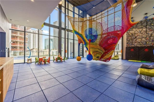1010 Brickell Ave 4503, Miami, FL 33131