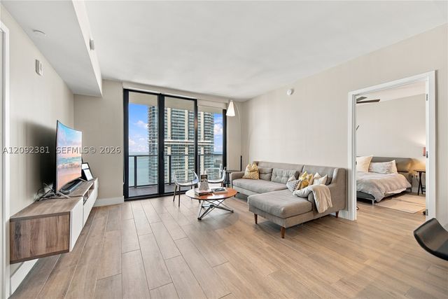 1010 Brickell Ave 4503, Miami, FL 33131