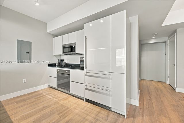 1010 Brickell Ave 4503, Miami, FL 33131