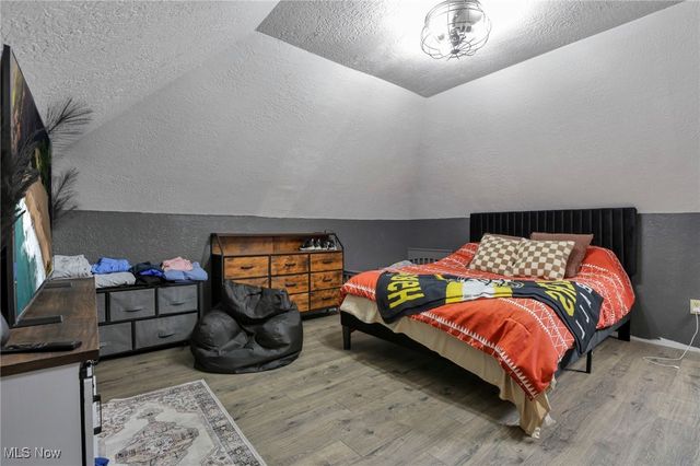 14824 Old Glory Rd,, Lore City, OH 43755