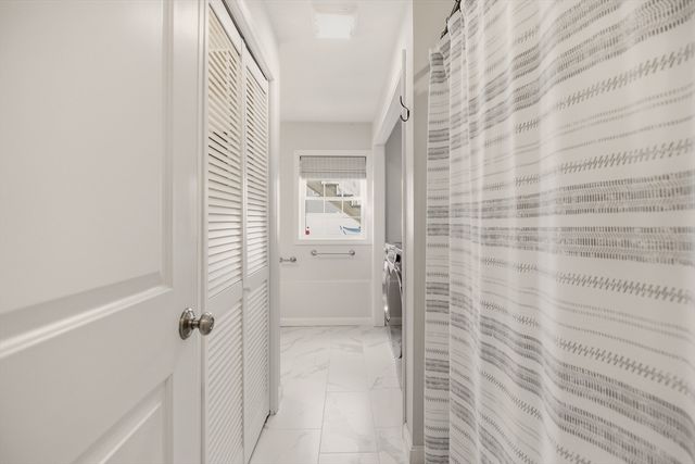 341 Courtney St, Fall River, MA 02720