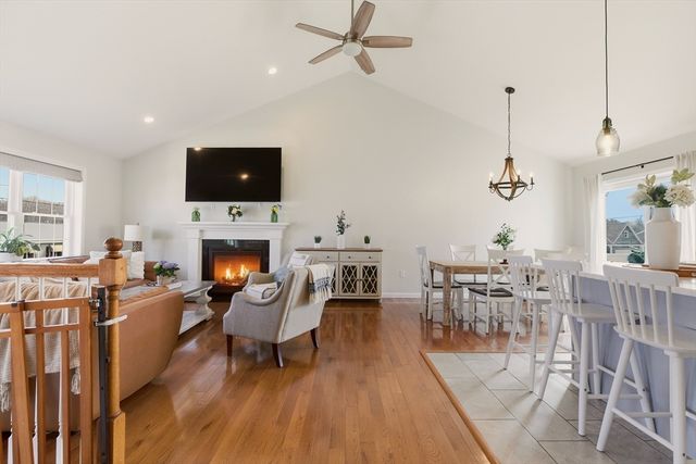 341 Courtney St, Fall River, MA 02720