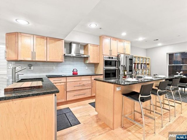 4801 Palisade Avenue 4B, Union City, NJ 07087