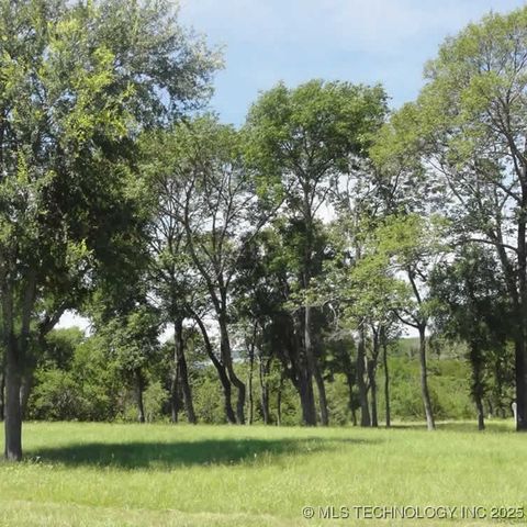 38 Creekside Road, Kingston, OK 73439