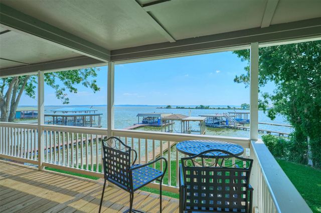 234 Lakeside Drive, Livingston, TX 77351