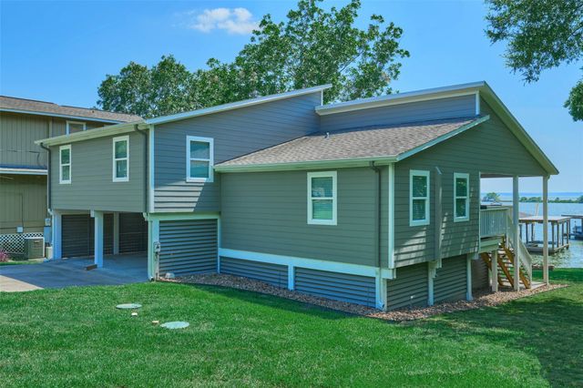 234 Lakeside Drive, Livingston, TX 77351