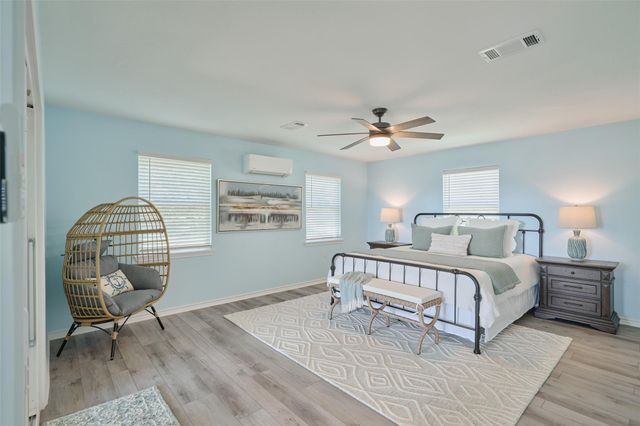 234 Lakeside Drive, Livingston, TX 77351